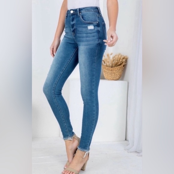 Insane Gene BOUTIQUE HI RISE DISTRESSED SKINNY ANKLE JEANS - Picture 2 of 8